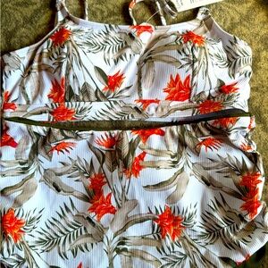 Cup she high wasted bikini. Reversible high wasted bikini bottoms size medium